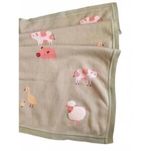 NEW DARZZI farm animals knit baby blanket in animal pattern